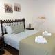Downtown 2 minutes by walk to center and metro-direct to airpot T4 Porto - Foto 9