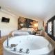 DUO SOMNIA, suites con jacuzzi y chimenea, only adults, Barbatona - Fotografie 1
