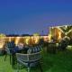 Newly Built Gold The Royal With Rooftop Restaurant - 2Mins Walk From New Delhi Rail Station & 5Mins from Connaught Place, ニューデリー - 写真 6
