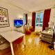 Charming 2 Bedroom with Huge Private Terrace, Paris - Foto 1