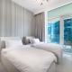 Urban Oasis - 2BR 6PAX - Infinity Pool & Near Metro, Dubaï - Photo 7