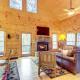 Game Room & Hot Tub: Cabin 9 Mi to Blue Ridge!, Cherry Log (fotografie 6)