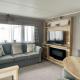 Modern 3 Bedroom Caravan, South Cerney, Gloucestershire (zdjęcie 10)