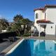 Funchal Apt- Sleeps 2 - Pool & Parking - Madeira, Funchal (foto 3)
