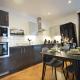 Suite Life 2-Bed 1-Bath in New Cross, Manchester - Photo 5
