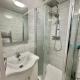 Comfy Double Room in Colindale With Shared Bathroom, Colindale (fotografie 4)