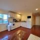 3 bedroom apartment by the MrC Hotel and 5 minutes to Rodeo Drive WiFi TV Patio walk to restaurants, Los Angeles - Foto 3