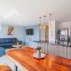 Villa Laura apartamentos exclusivos con ascensor privado en Laureles, Медельин - Фото 1
