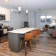 Luxury apartment with gym, steps from commuter rail #4011, Reading (foto 10)
