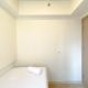 Homey 2BR at Meikarta Apartment By Travelio Cikarang - Foto 5