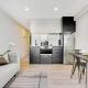 Modern Designed AC 1B Apt with Pool Gym Sauna in CBD, Auckland - Photo 1