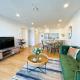 Designed Penthouse 2Bed & 2Bath with SkyTower View on Queen St, Окленд - Фото 9