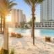 Dubai Creek Harbour 2BR with Gym, Pool and Balcony Views, Dubaj - Zdjęcie 1