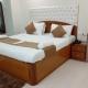 Hotel Galaxy International, 勒克瑙 - 照片 10