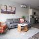 Luxury Apartment with Gym, Steps From Commuter Rail #3013, Reading