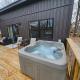 New! Pine Ridge Tiny Cabin with Hot Tub!, Lampe - Fotografie 4