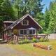 Papa`s Packwood Cabin