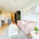 Designed Parkside Penthouse 2Beds & 2Baths - Pool Gym, Окленд - Фото 9