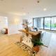 Unique Luxury Incredible SkyTower & Park View - Free Parking, Окленд - Фото 7