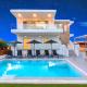 Luminosa Villa