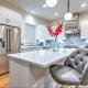 New 4BDRM House with City views, Pool Table, 5min to Downtown! Sleeps 22!, Nashville (zdjęcie 9)