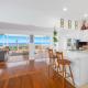 Sun Catcher - ocean views, walk to beach, lake, cafés, shops, Lake Cathie (zdjęcie 6)