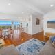 Sun Catcher - ocean views, walk to beach, lake, cafés, shops, Lake Cathie (zdjęcie 5)