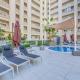 Waves - Spacious 1BR with Balcony & Cozy Interiors in JVC, Dubai - Foto 6