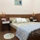 Cozy 2 bedrooms near Banaras Railway station by Terracotta Trails, バラナシ - 写真 8
