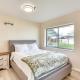 Walk to OCU, Golf Updated Oakland City Studio!, Oakland City