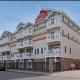 Poolside Getaway on Beach Block! Seaside Heights - Foto 1