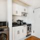 444-1A Beautiful 1BR Midtown West, New York - Photo 6