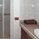 Charming Bungalow in Blue Bay with Terrace, Blue Bay (foto 7)