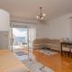 Lovely Apartment In Seget Donji, Trogir - Fotografie 3