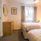 Grange House - Sleeps 6 - Driveway parking, Self-Check-In, Fast Wifi and Sky TV by Yoko Property Northampton - Fotografie 3