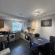 Modern Apartment good distance from Dublin City and Airport 4people, Dublín - Foto 10
