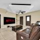 Relax & Enjoy In Our Luxury Townhome Getaway C, McAllen