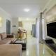 Buckingham Palace 2 Bed 2 Bath