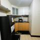 Two Palm Tree Villas Condominium - Studio 1O with Balcony - Across Terminal 3 Airport, Манила - Фото 6