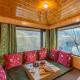 StayVista at Riverscape with Views, WiFi, Heater, Srinagar - Foto 6