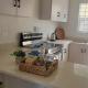 Irie Rock Cottage - Close to the Beaches and Attractions, Spa Treatment- Discovery Bay, St Ann, Дискавери-Бэй (фото 8)