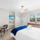 Cozy Studio in Lake Worth with Pool