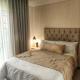 Grace209 Bains Lodge