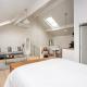 Modern loft in Principe Real - AirCon | By Airnest, Lisbonne - Photo 8