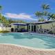 Barefoot Villa