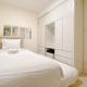 1BR with Direct Access to Pool at Parahyangan Residence Apartment By Travelio Bandung - Zdjęcie 1