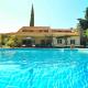 Vale do Lobo 5 Bed Villa with Large Pool overlooking Golf Course, Almancil