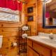 Thistle Britches, Secluded Mountain Cabin with Stunning Mountain Views, 1 Acre Next to Dollywood, Hot Tub, Pet Friendly, Sevierville (foto 3)