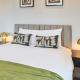 Host & Stay - Mariposa Waterloo Sefton - Photo 10