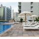 Luxury 1-Bedroom Apartment with Pool, Gym & Balcony in Business Bay, Dubai - Foto 2
